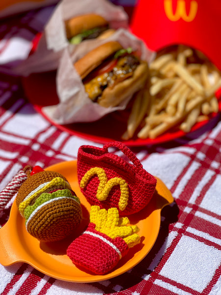 HAPPY MEAL